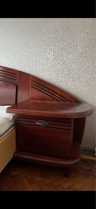 Mobila veche lemn (pat/sifonier/comoda oglinda)