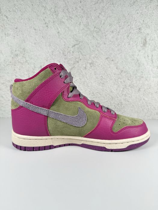 Nike Dunk High Dynamic Berry Green