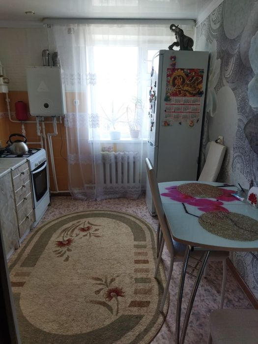 Продам трёхкомнатную квартиру