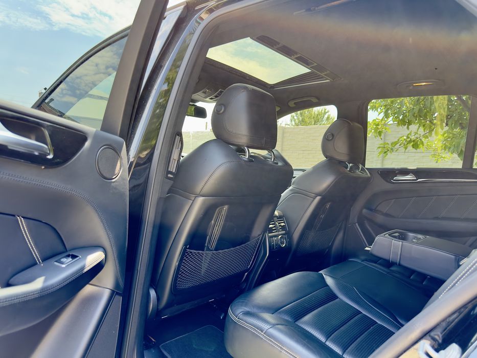 MERCEDES ML63 AMG 4MATIC 2013 | 525 CP | EXTRA FULL | 148.000 KM REALI | Keyless Go / Entry