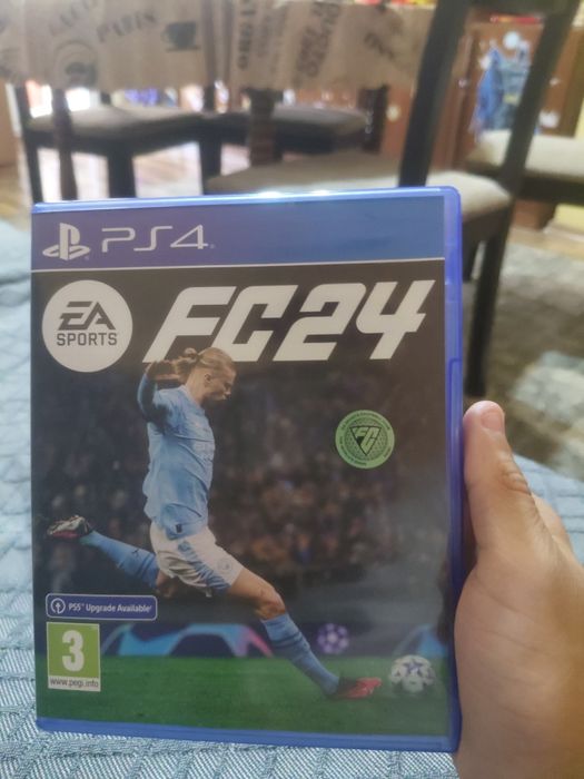 Продавам FC24 за PS4 и PS5