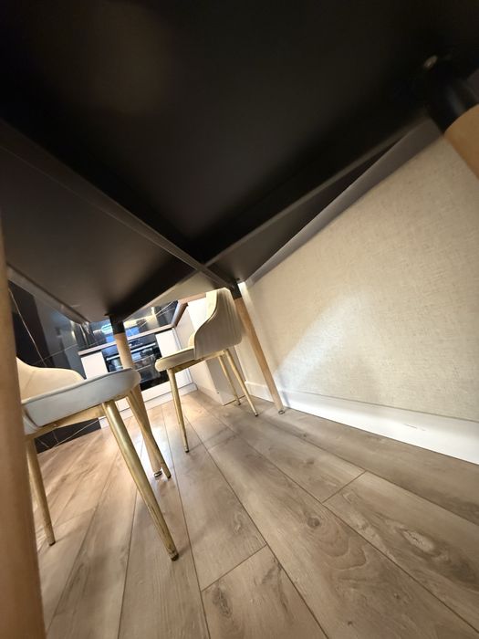 Продам стол в хорошем состоянии