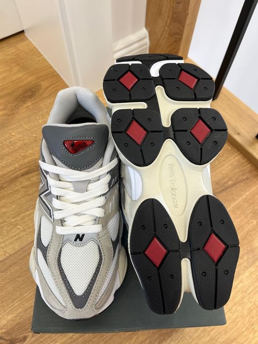 New Balance 9060 - Mărimea 38 - Noi în cutie