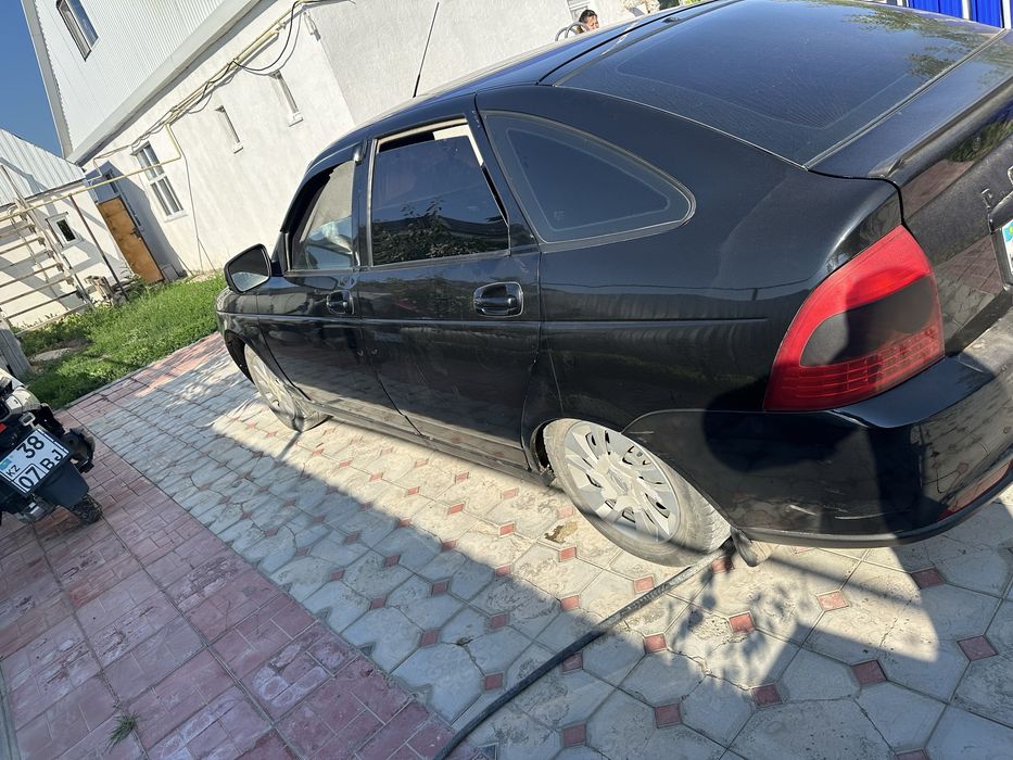 2172Priora Хетчбек