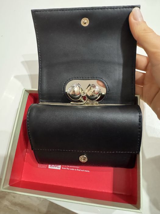 Оригинално кожено, черно портмоне в черен цвят