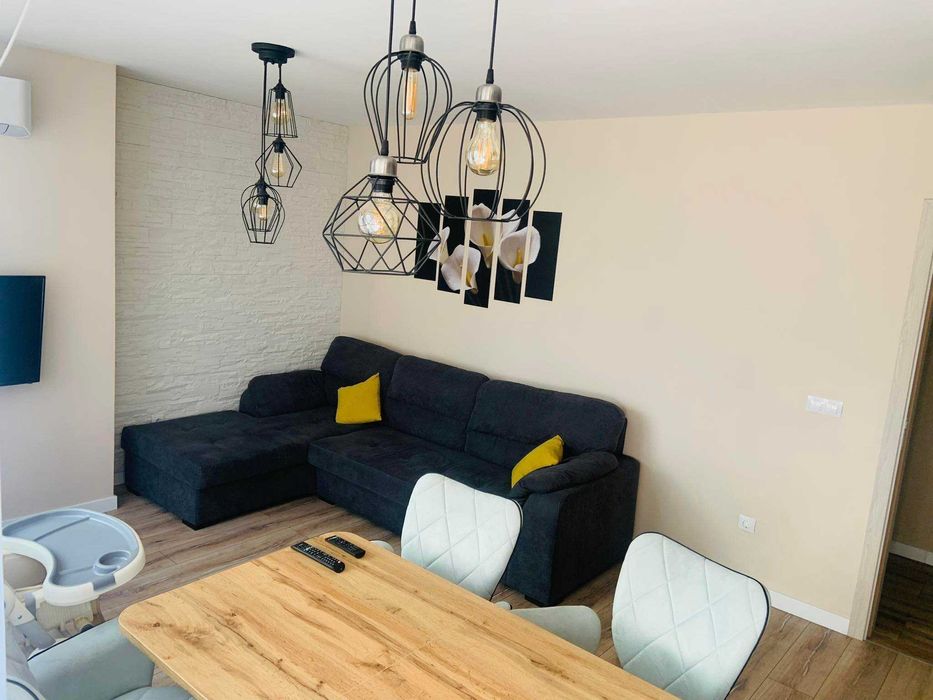 Дава се под наем Тристаен апартамент в София, Левски Г - 108 кв.м за 571.2 € - Снимка #1