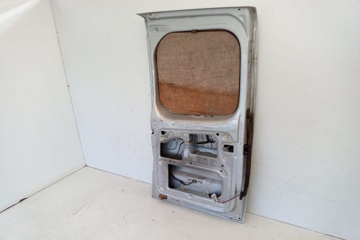 Usa Batanta stanga spate Renault Trafic  seria