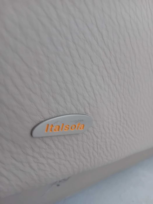 Комплект от два дивана от естествена кожа ITALSOFA