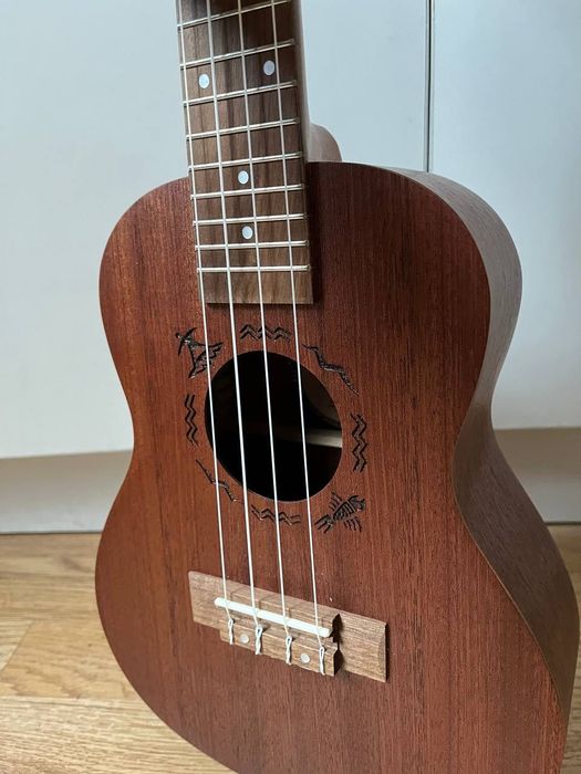 Укулеле продам Новое