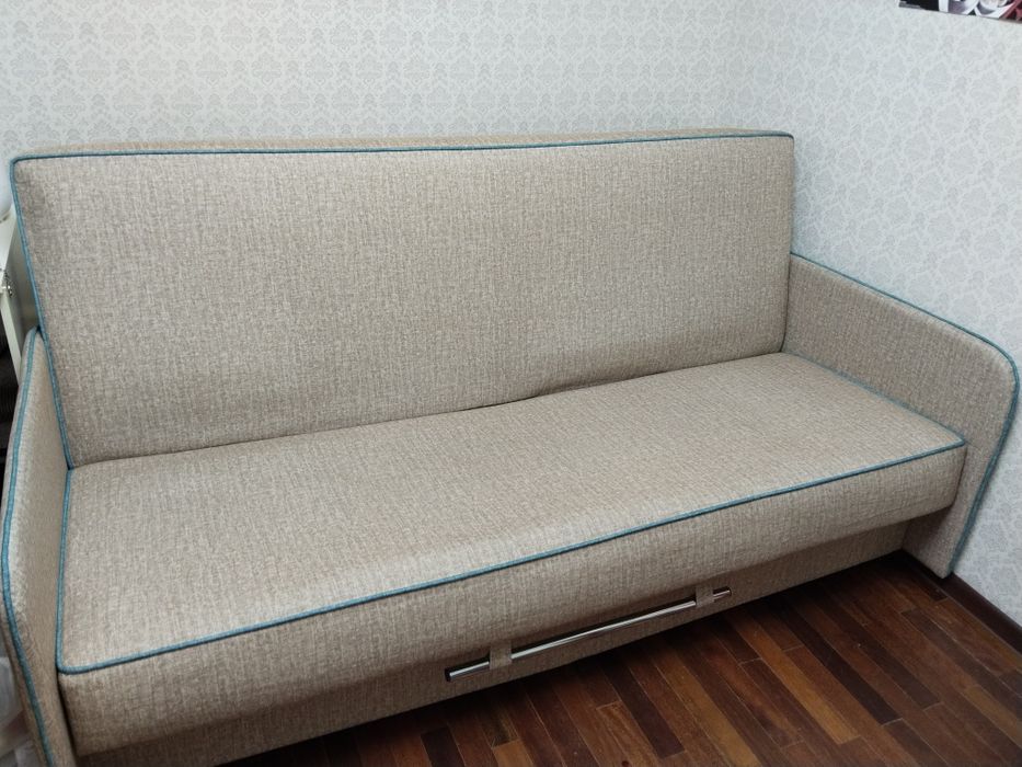 Диван раскладной в отличном состоянии