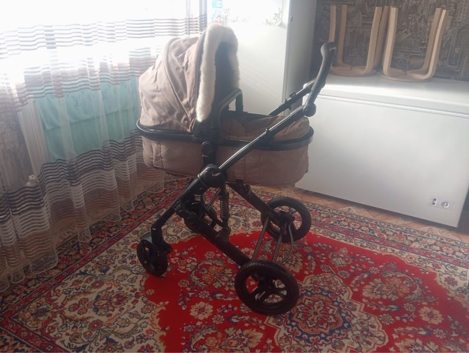 Продам коляску
