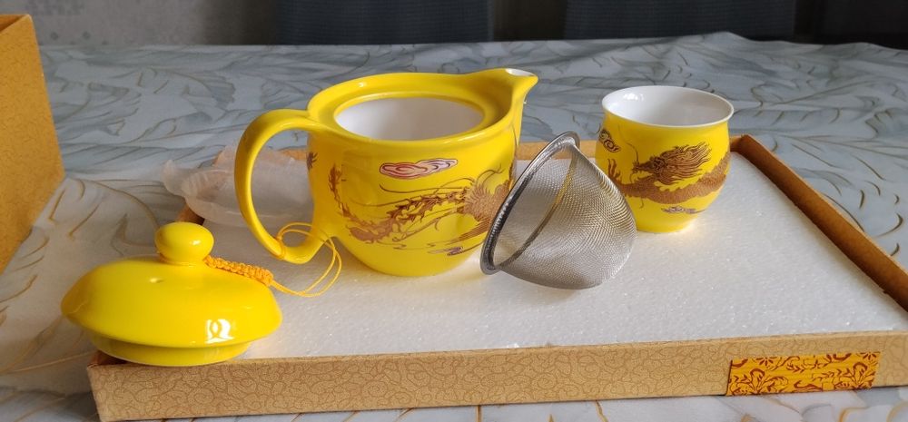 Продам китайский чайный сервиз