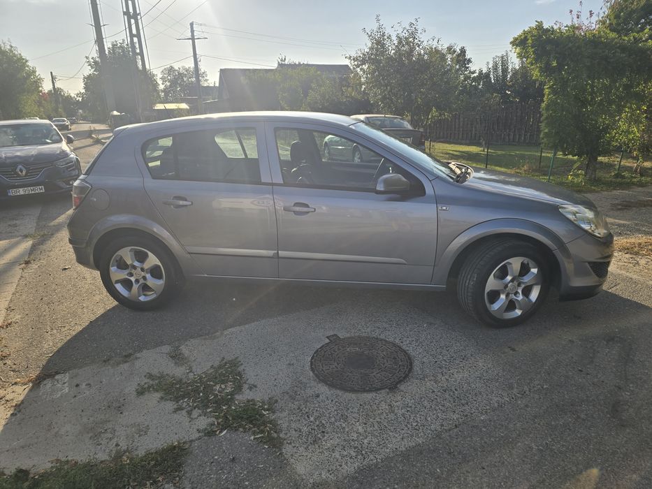 Opel Astra H 2008