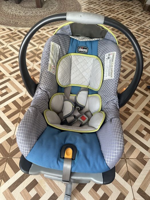 Детское кресло для машины оригинал Chikko