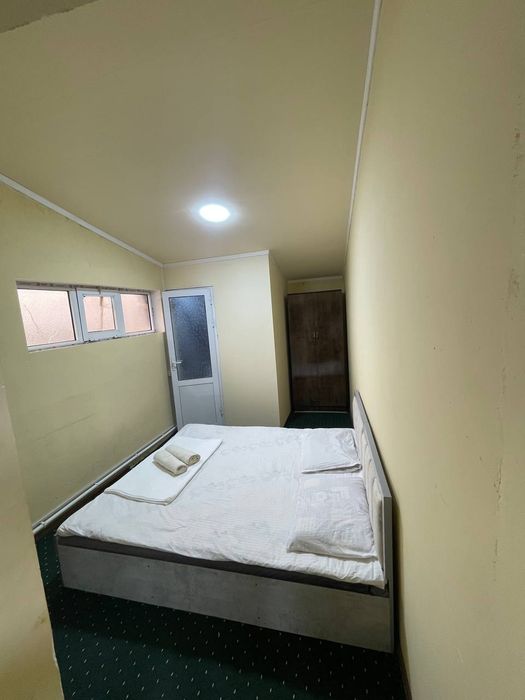 Bez Zaks hotel  ortiqcha hujjatlar siz faqat passport bn