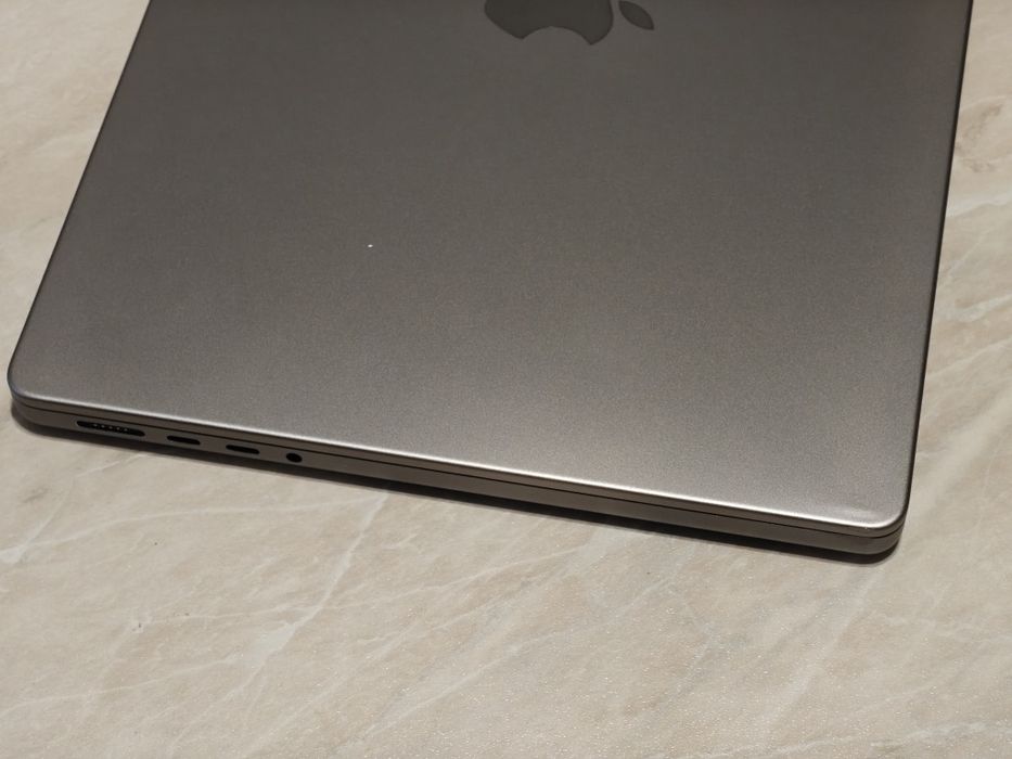 MacBook Pro 14 M1PRO 16/512 92%