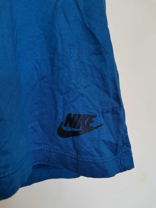 Adidas AEROKNIT TEE.Nike Sportswear Bonded Tank.