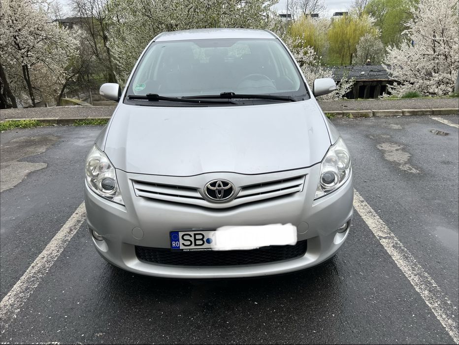 Toyota Auris 1.6, 2012