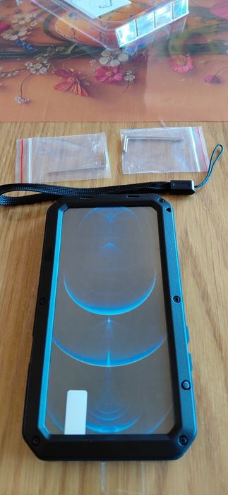 Защитен калъф за iphone 12/12pro (6.1инча)