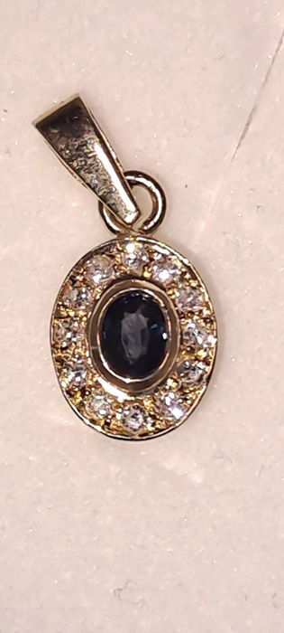 Pandantiv aur 18 k cu diamante naturale și safir