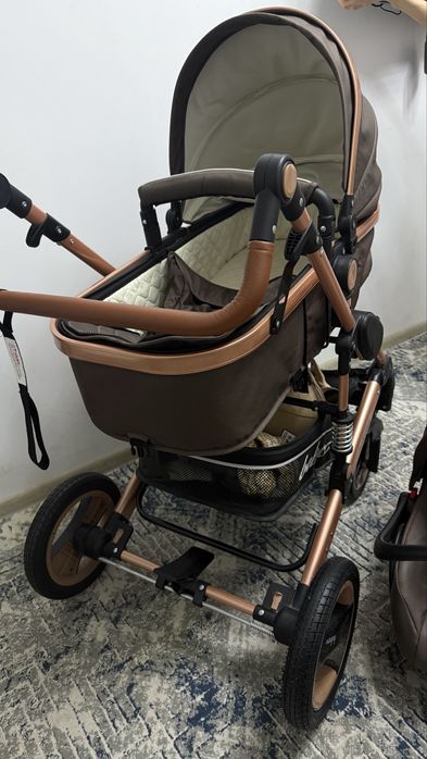 Продается коляска+автокресло с сумкой почти не пользованное