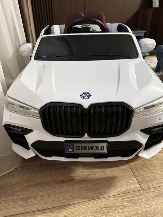 Электромобиль детский