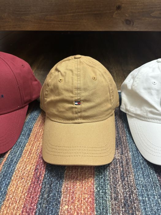 Новые бейсболки Tommy Hilfiger