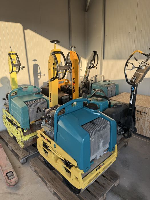 Cilindrii compactori 750 kg