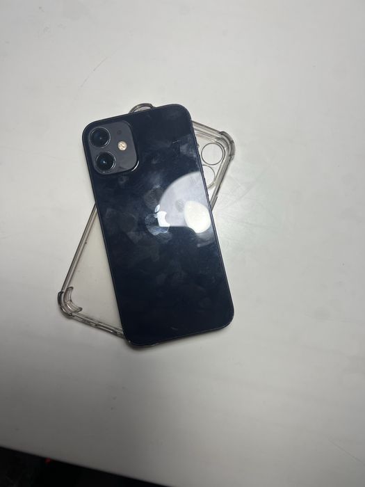 Продам или обмен айфон 12 mini
