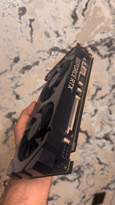 RTX 2060 в идеальном состоянии! видеокарта