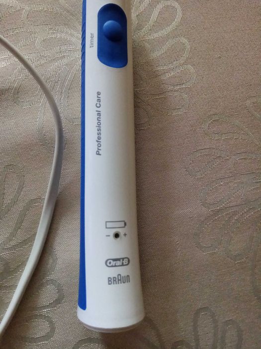 Vand periuta de dinti electrica Oral B BRAUN, Professional Care