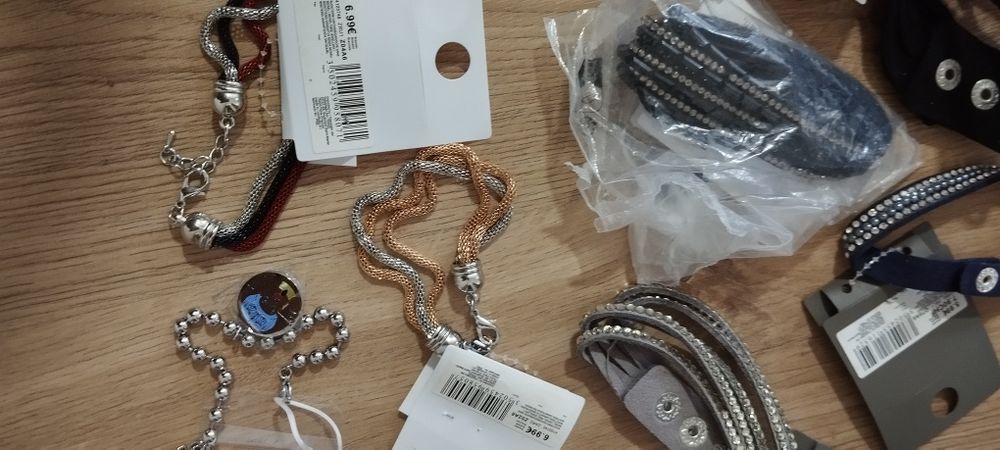 Accesorii brățări lintisoare  10 lănțișoare 20brățări , clame de parr