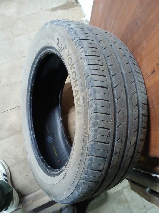 Продам б/у покрышки 215/55/17