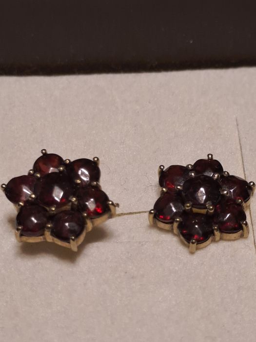 Cercei aur 8k cu granate