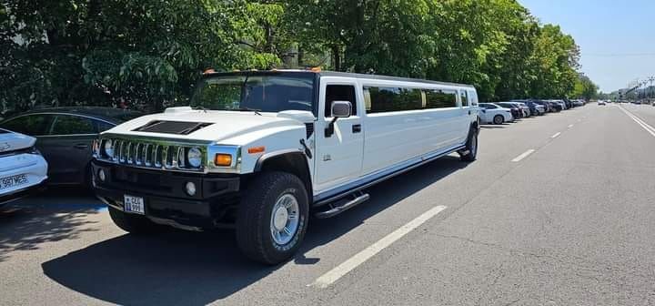 Limuzina de Inchiriat Hummer