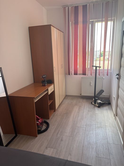 inchiriez apartament zona uta