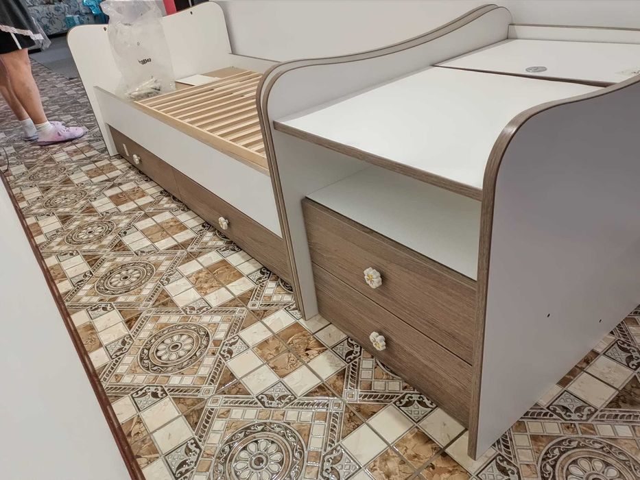 Vând pătuț bebe in stare f. bună.