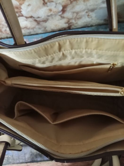 Продам сумку из Кари