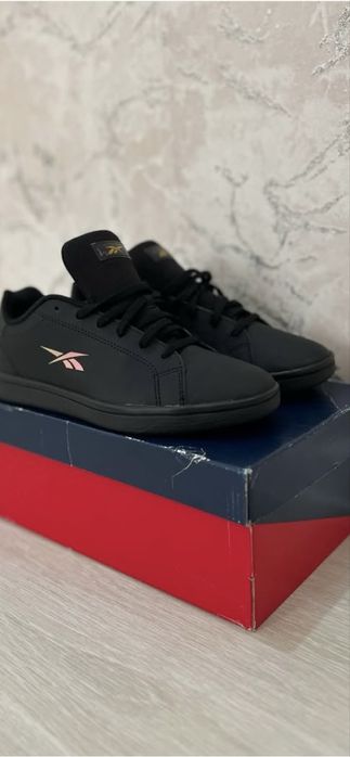 Реебок актау оригинал