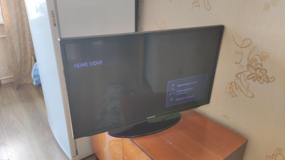 Телевизор samsung