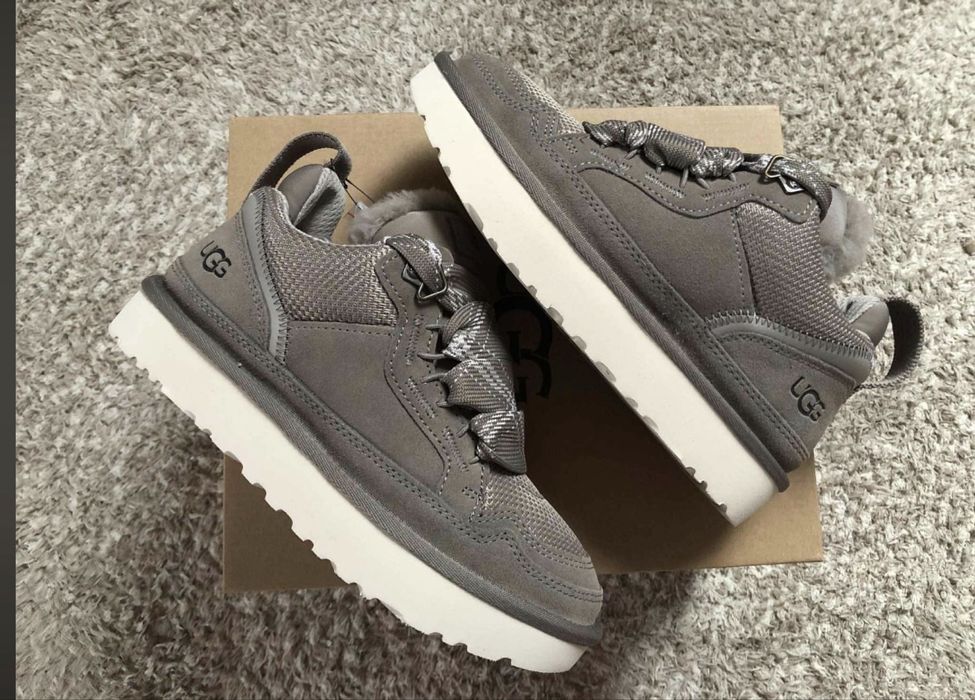 Ugg uri lowmell smoke plume