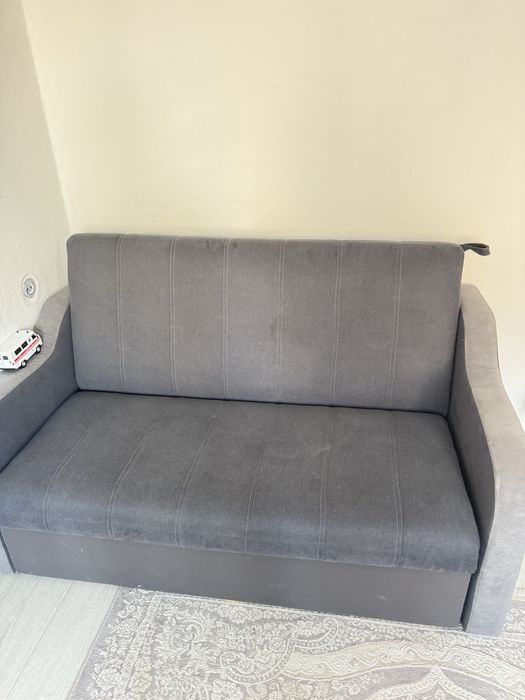 Продается мини- диван