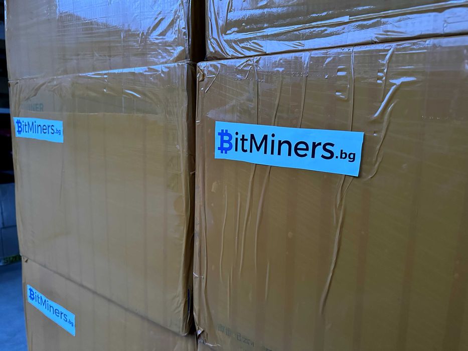 Bitmain Antminer S19e Hydro 266Th, 5054W Биткойн Майнър