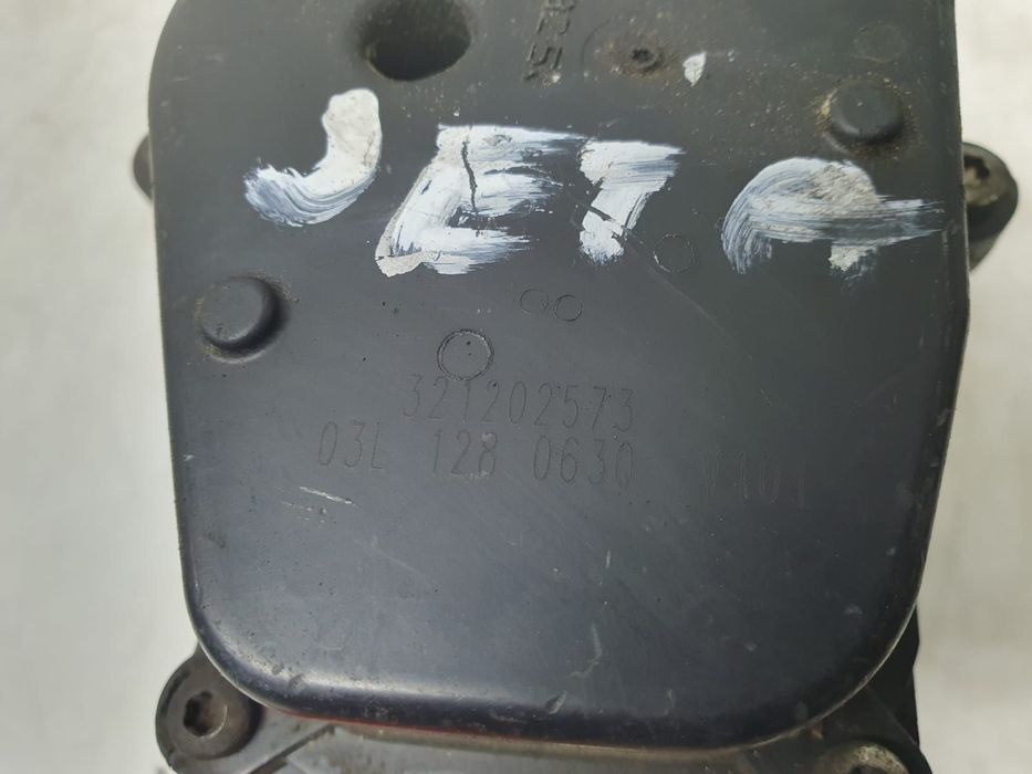 Clapeta de acceleratie 1.6 tdi CAY CAYC 03l128063q Volkswagen VW Beet