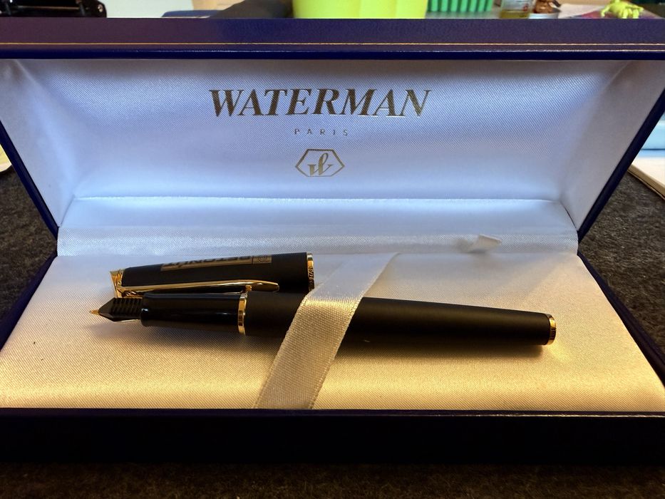 Писалка Waterman Hemisphere - черен мат и злато