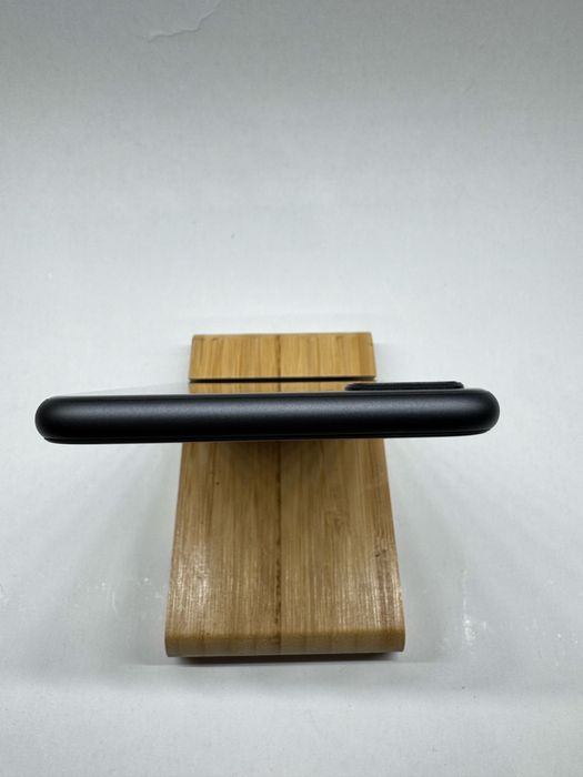 Apple iPhone 8 PLUS 64Gb black neverlocked