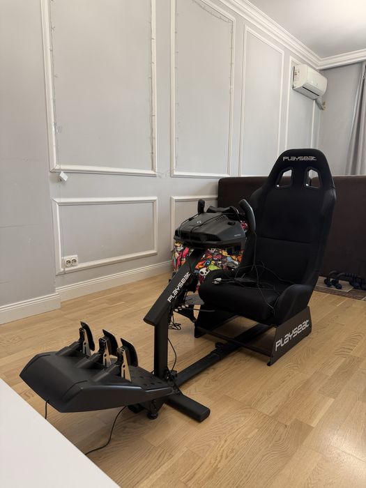 Набор для симрейсинга: Playseat Evolution + Logitech G923 + КПП