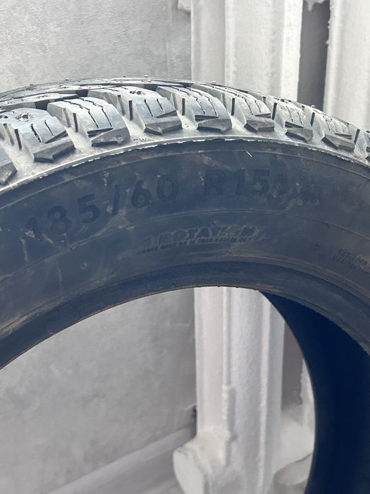 Продам шины 4 штуки
