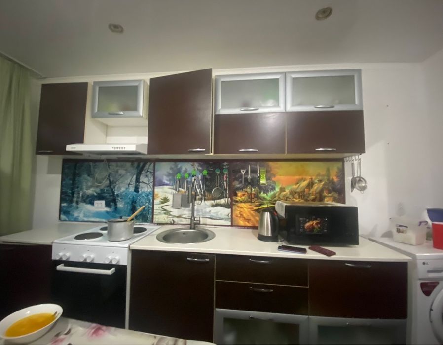 Продам кухонную гарнитуру