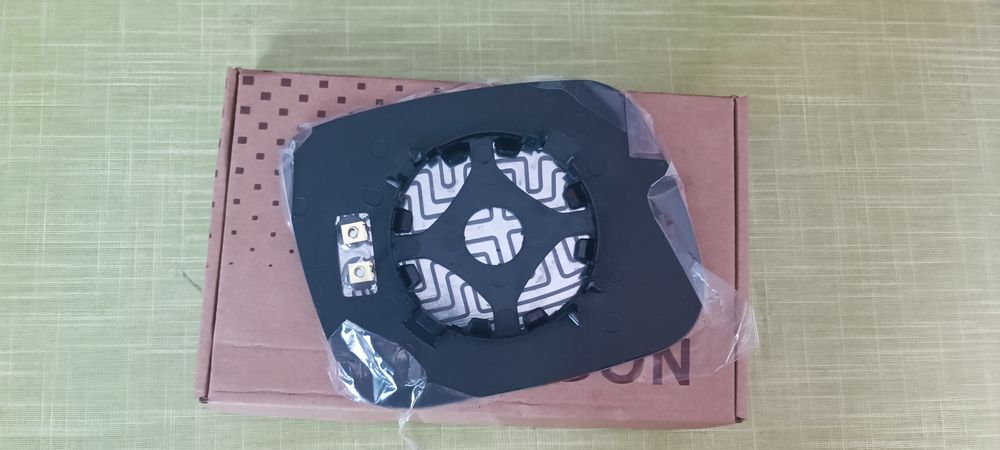 Стекло зеркала Вито 638